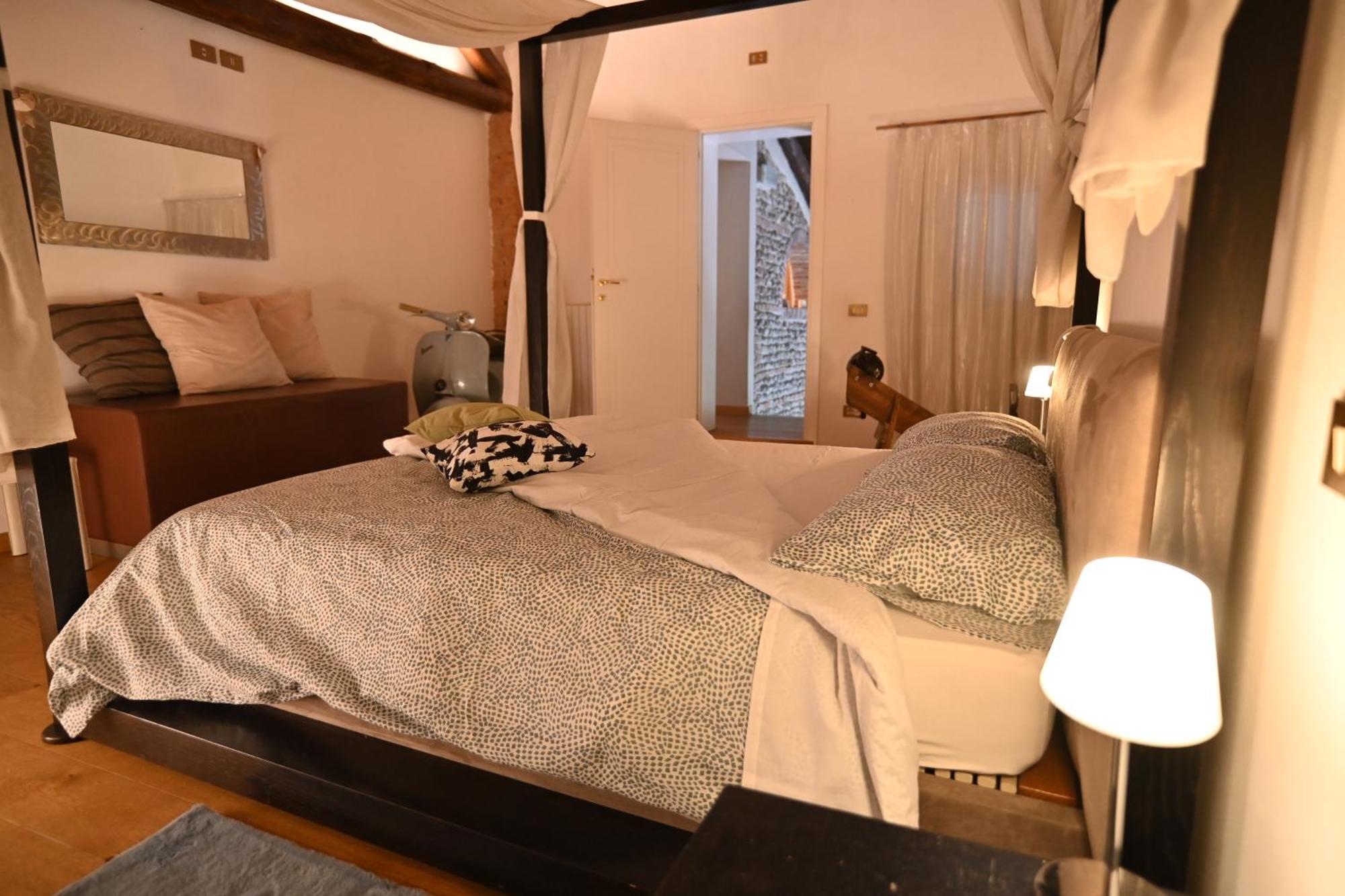 Ca Centosa Artistic House Villa Storica Ristrutturata Con Patio E Giardino 티따델라 외부 사진